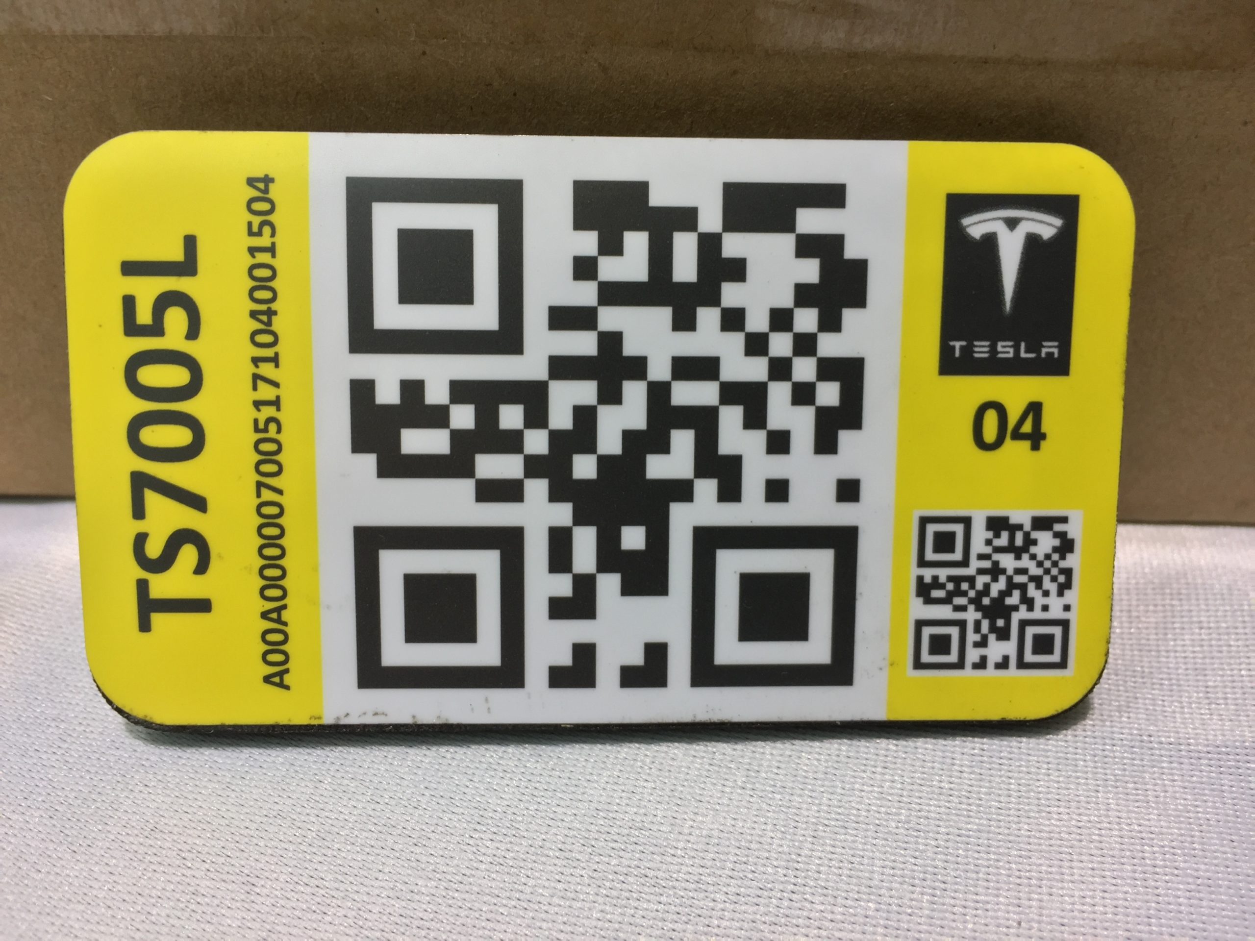 On-Metal Readable RFID Labels
